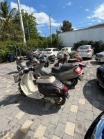 8 japanese scooter yamaha/honda