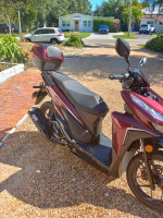 Vistaki clash 200 cc scooter