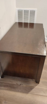 Ashley Furnture Livingroom Table set (3 pcs)