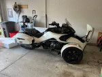 2023 CAN AM SPYDER F-3T Motorcycle only 86 Miles