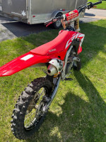 2019 CRF450R - Electric start,