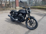 2022 Moto Guzzi V7 Stone
