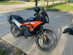2023 KTM 890 S