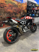 2022 Ducati Hypermotard 950 RVE Graffiti Longitudinal Twin 937