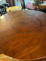 Table with 4 chairs