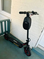 iScooter 500W Adult Electric Scooter 22Mph Max Speed 10Ah Long Range With Helmet