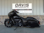 2020 INDIAN CHIEFTAIN DARK HORSE, THUNDER BLACK!  LOW MILES, NICE BIKE