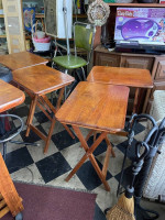 Dropleaf bar table with TV tray set