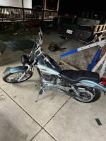 2011 Suzuki Boulevard S40