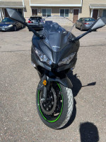 2022 Kawasaki Ninja 400 ABS- only 115 miles