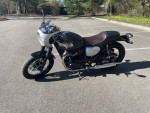 Kawasaki W800 Cafe