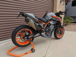 2021 KTM Duke 890R