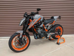 2021 KTM Duke 890R