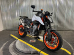 2020 KTM 890 Duke R