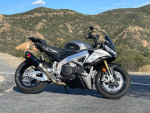 2021 Aprilia Tuono V4