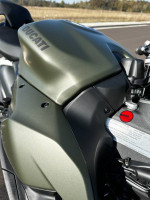 2023 Ducati Streetfighter V2 in Storm Green LIKE NEW