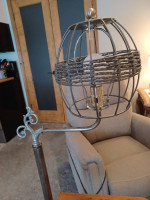 Vtg Refurbished Lamp/Table