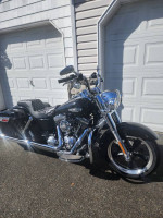 Moving Must Sell! 2016 Harley Switchback. Low Miles-Clean Title