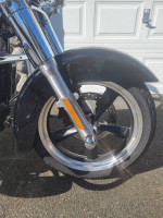 Moving Must Sell! 2016 Harley Switchback. Low Miles-Clean Title