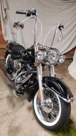 2006 Harley Softail Deluxe - low mileage