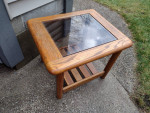 Mersman oak glass top accent table