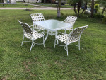 winston patio set 42” table