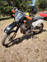 Suzuki DRZ400s