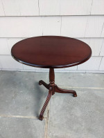 Vintage Bombay Company Mahogany Oval Flip Top Table
