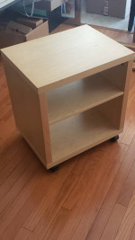 Table on wheels