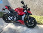 Ducati Streetfighter V2