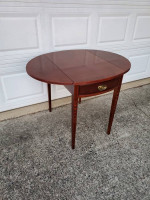 Ethan Allen mahogany drop leaf side end table
