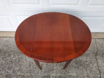 Ethan Allen mahogany drop leaf side end table