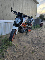 KTM DUKE