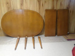 DINING/CONFERENCE TABLE