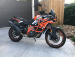 KTM 1090