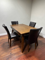 Dining table set