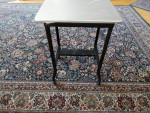 Small computer table with wheels