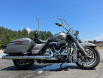 2017 HARLEY-DAVIDSON FLHR ROAD KING
