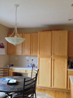 Round kitchen table with 4 chairs