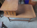 Vintage End Table. Medium wood tones