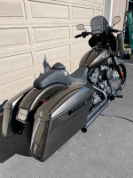 2020 Harley FXBB Street Bob under 1k miles