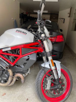 2018 Ducati Monster 797 Plus (Star White Silk)