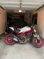 2018 Ducati Monster 797 Plus (Star White Silk)