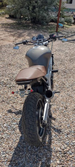 Custom sv650 that sat