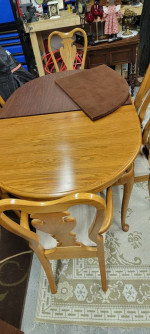 Dining table set