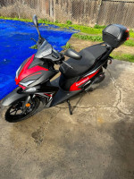 Motor Scooter / motorcycle