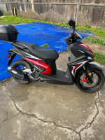 Motor Scooter / motorcycle