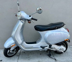 Vespa LX 150 Scooter - Super Sexy & Cool - Looks Awsome!!!!!