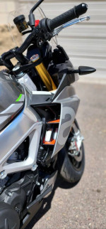 2023 Aprilia Tuono V4