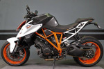 2017 KTM Super Duke 1290 R Naked Superbike SKU: THM961060